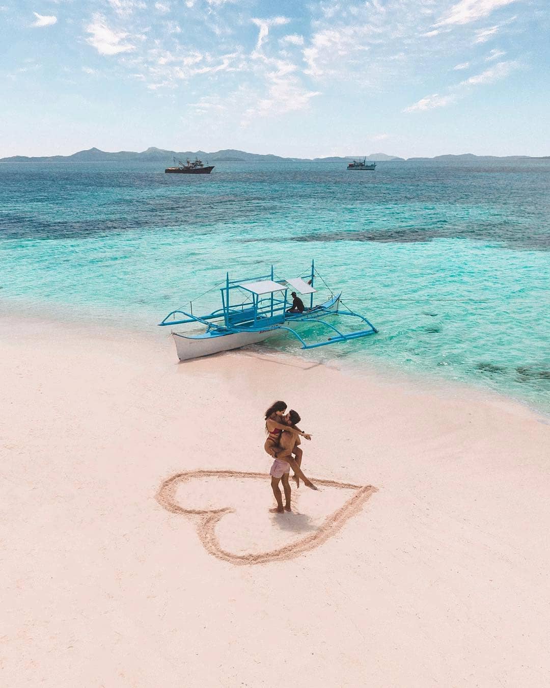 Planning a Dream Beach Proposal in the Philippines