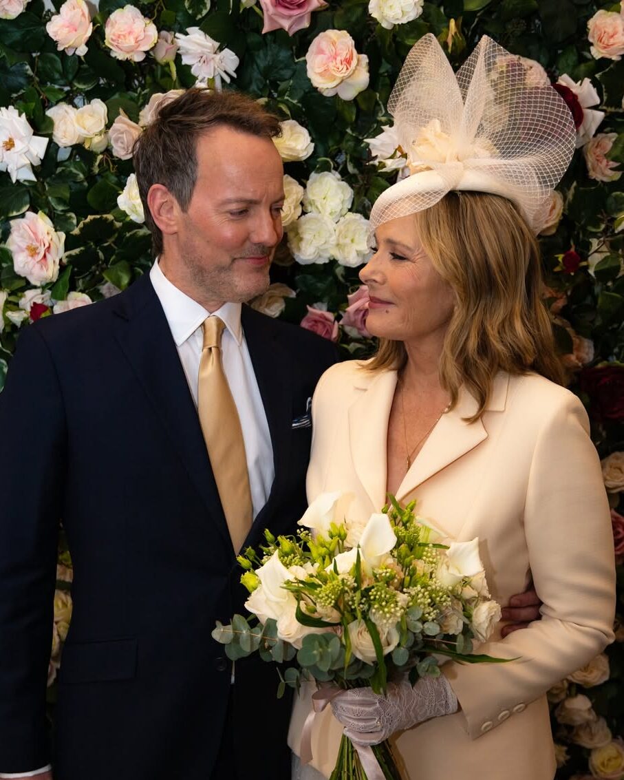Kim Cattrall Said “I Do” at a Registry Office, and She Just Joined 2025’s Chicest Bridal Trend